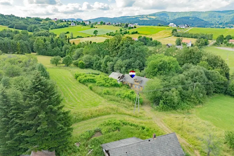 Zdjęcia i film pełnej oferty w przygotowaniu. – Pisarzowa