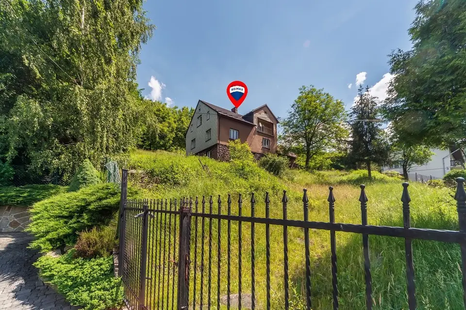 Dom z dużą działką 6 421 m² i możliwością rozbudowy Tresna, ul.