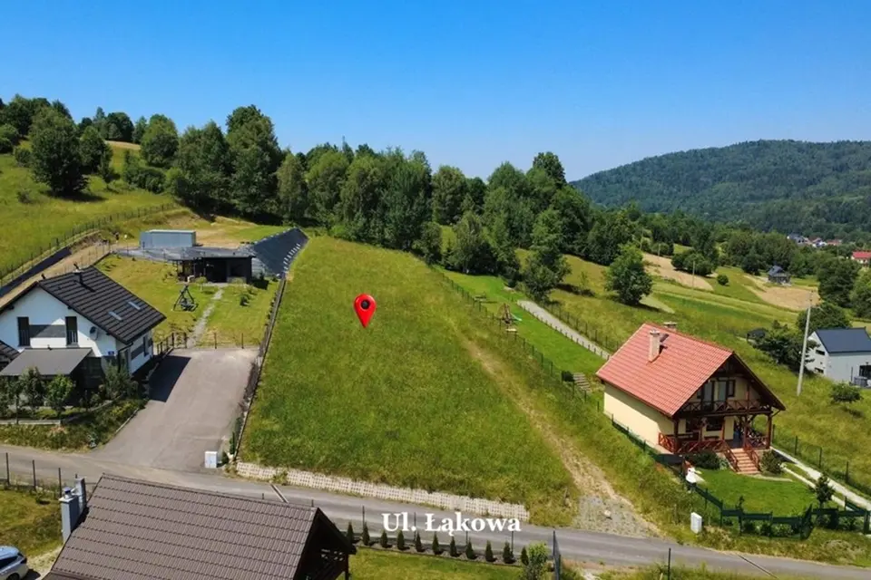 Wyjątkowa działka budowlana 2262 m² z widokiem na góry | Krzyżowa, ul.