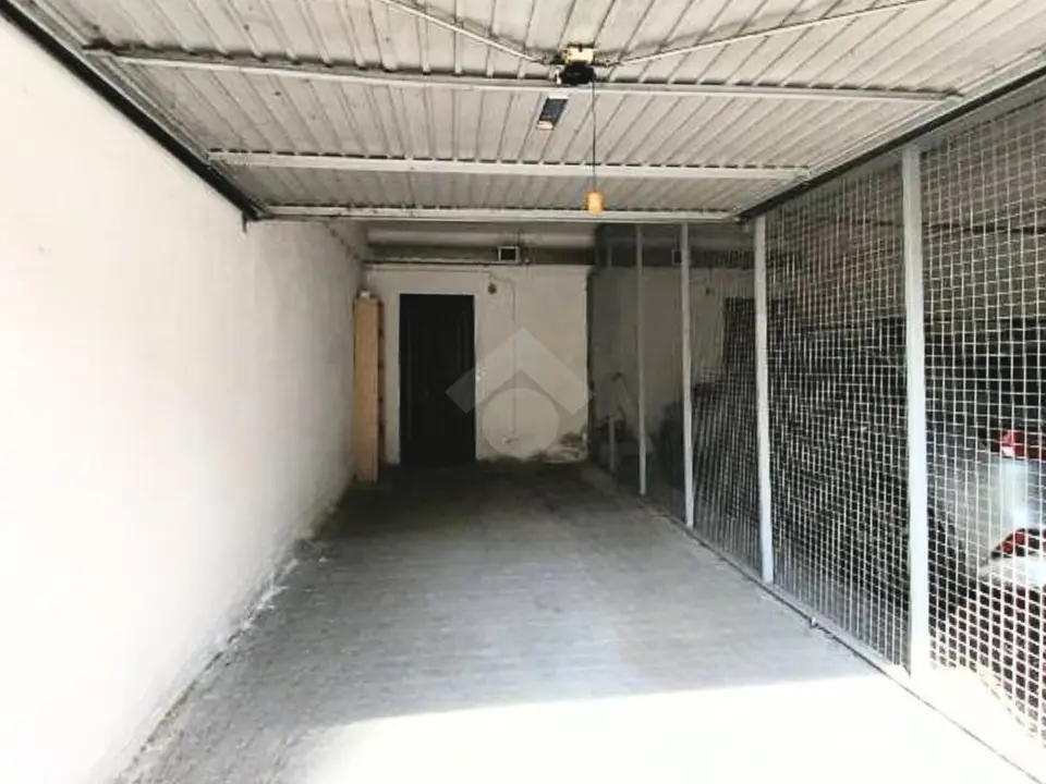 Garaż oraz Pomieszczenie Gospodarcze– Kraków – Kliny – ul. Borkowska