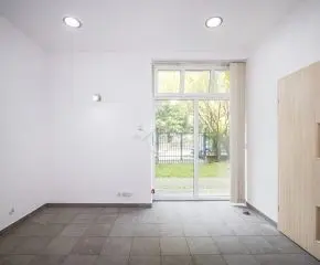 Kraków – Lokal idealny pod działalność medyczną przy Rondzie Mogilskim!