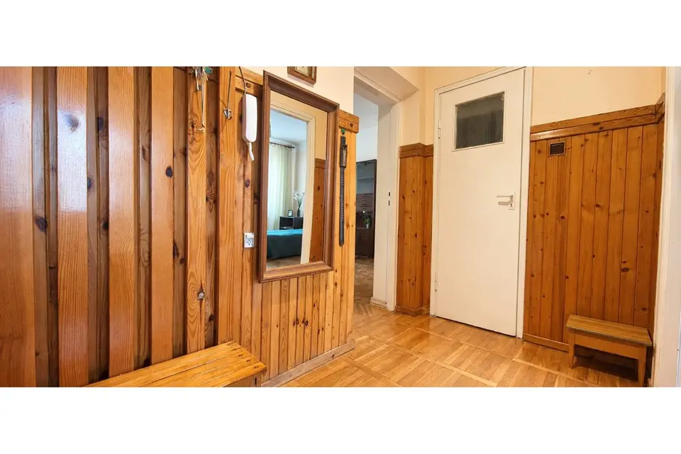 Na sprzedaż funkcjonalne mieszkanie o powierzchni 48,5 m², położone na 3. – Radom