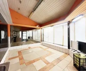 KIOSK/PAWILON na terenie targowiska - lokal z najemcą - NOWY KLEPARZ – Kraków