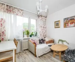 Kraków- Przytulne, dobrze doświetlone 3 pokojowe mieszkanie w bardzo dobrej lokalizacji!- os. Kościuszkowskie