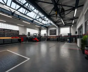 Budynek Usługowo–Inwestycyjny 870 m² | ROI 8,1% | Kraków – Czyżyny