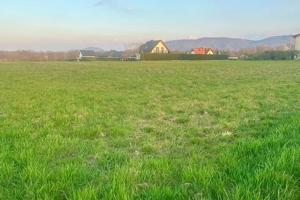 Dzialka Budowlana – Pisarzowice